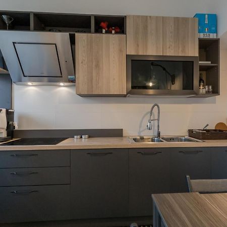 Exclusive Parking Flat X 4 Near Metro 1 Salvator Rosa Apartment Naples Luaran gambar