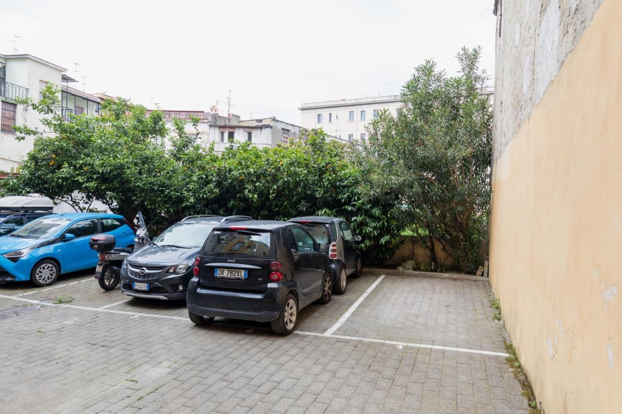 Exclusive Parking Flat X 4 Near Metro 1 Salvator Rosa Apartment Naples Luaran gambar