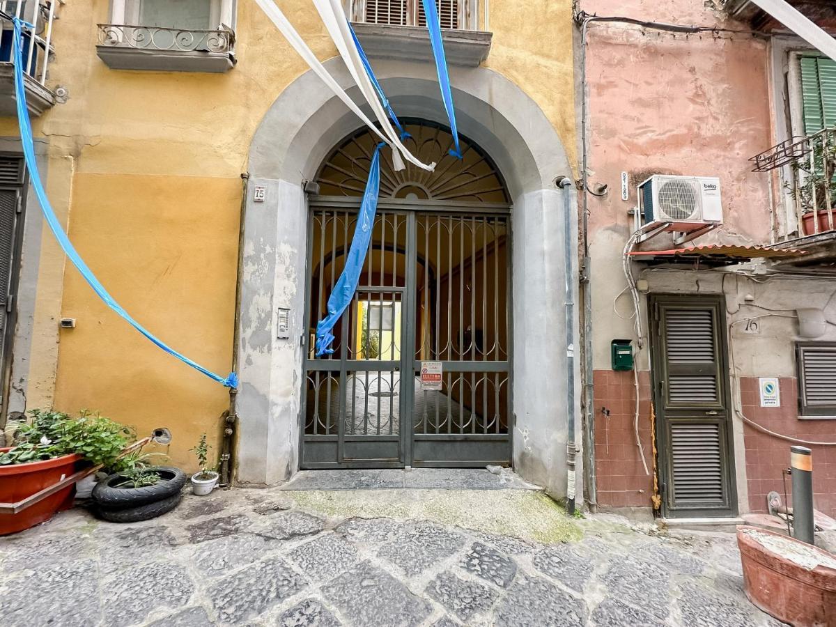 Exclusive Parking Flat X 4 Near Metro 1 Salvator Rosa Apartment Naples Luaran gambar