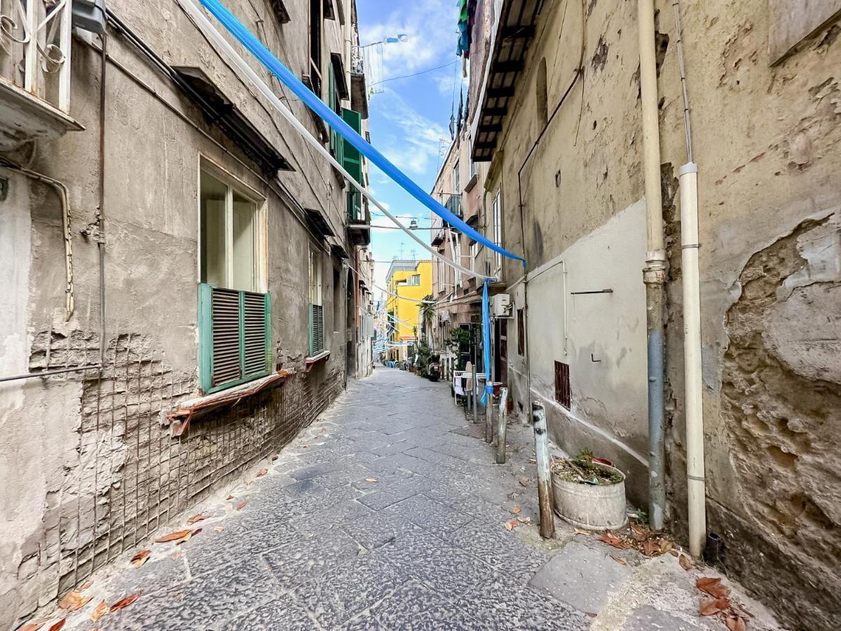 Exclusive Parking Flat X 4 Near Metro 1 Salvator Rosa Apartment Naples Luaran gambar