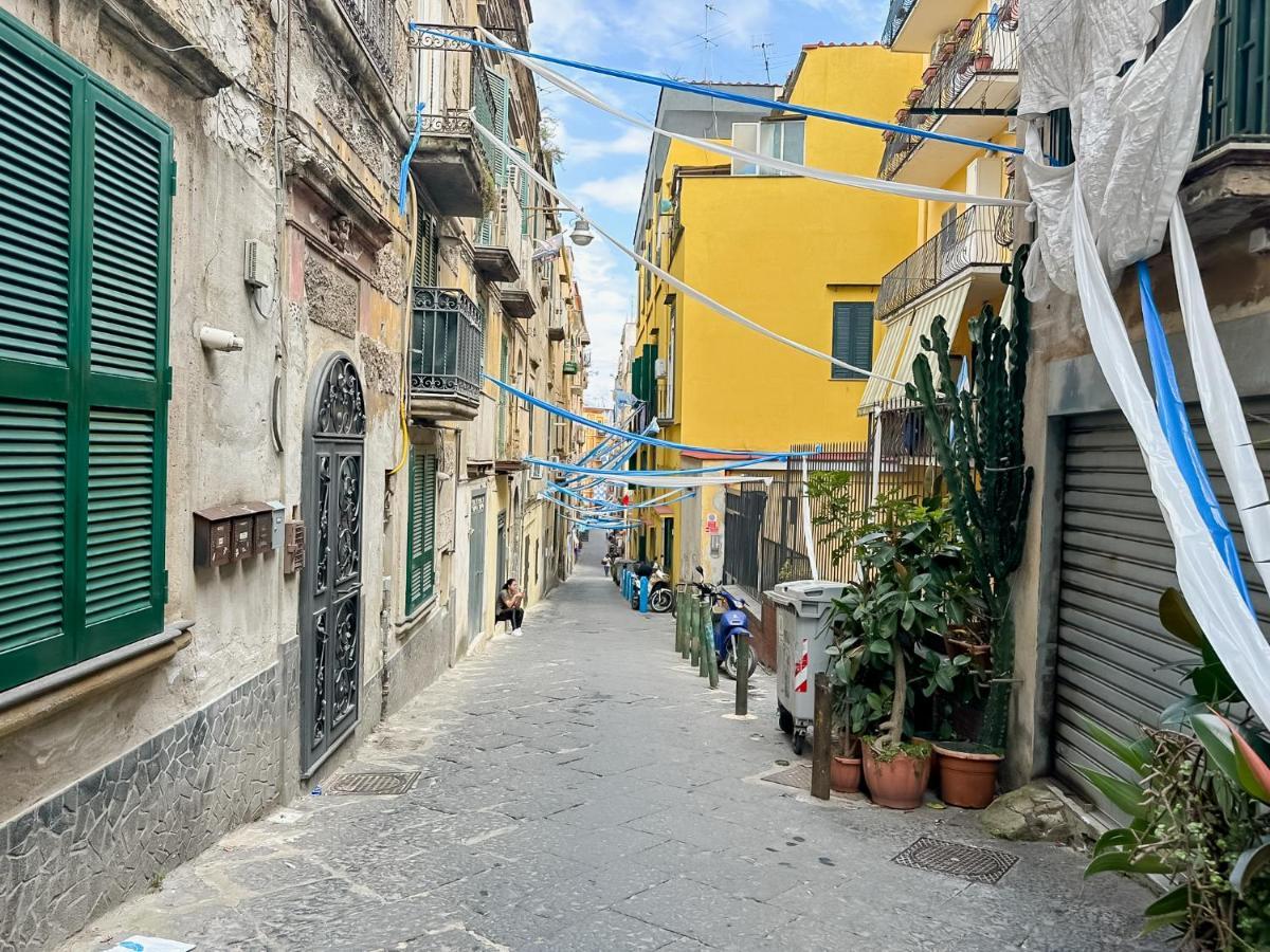 Exclusive Parking Flat X 4 Near Metro 1 Salvator Rosa Apartment Naples Luaran gambar