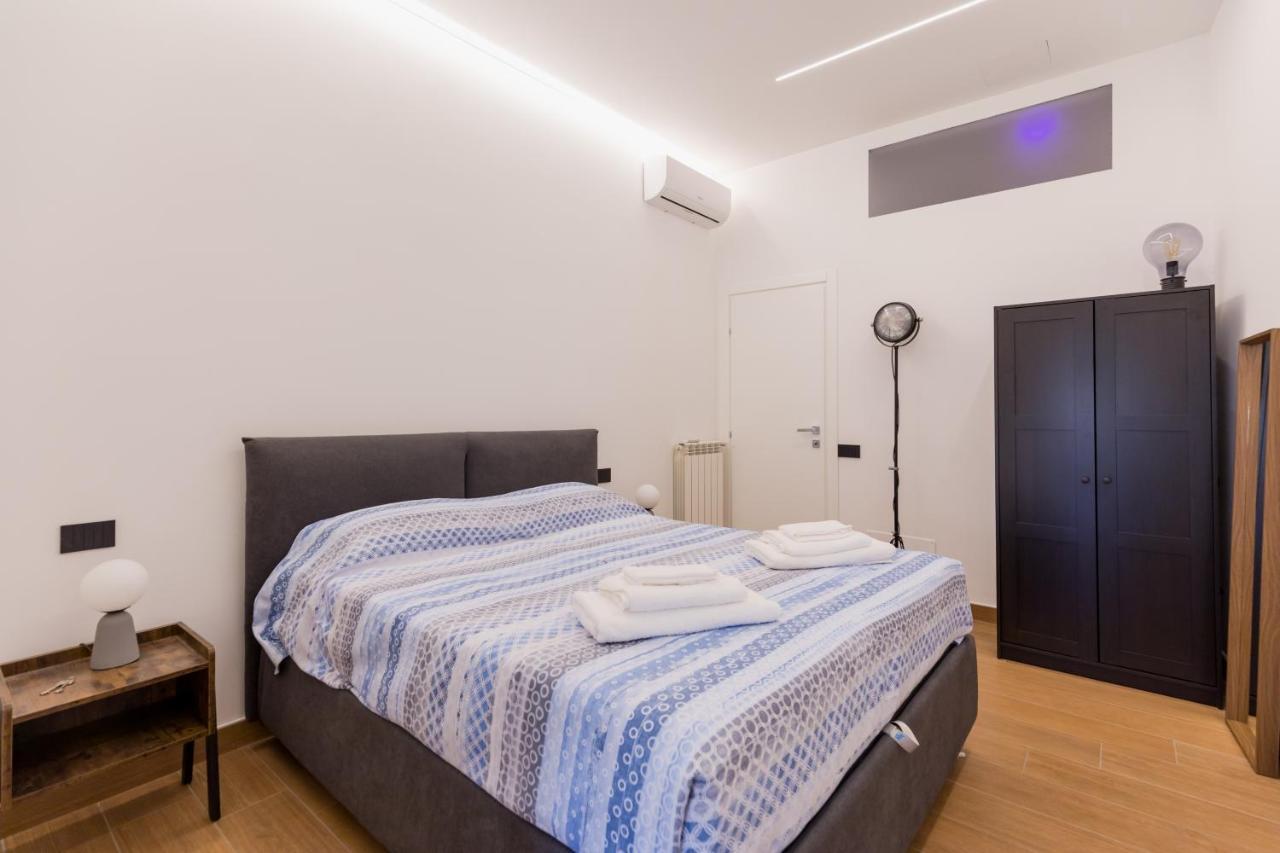 Exclusive Parking Flat X 4 Near Metro 1 Salvator Rosa Apartment Naples Luaran gambar
