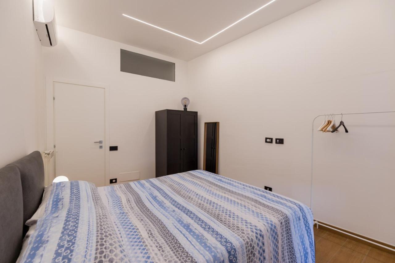 Exclusive Parking Flat X 4 Near Metro 1 Salvator Rosa Apartment Naples Luaran gambar