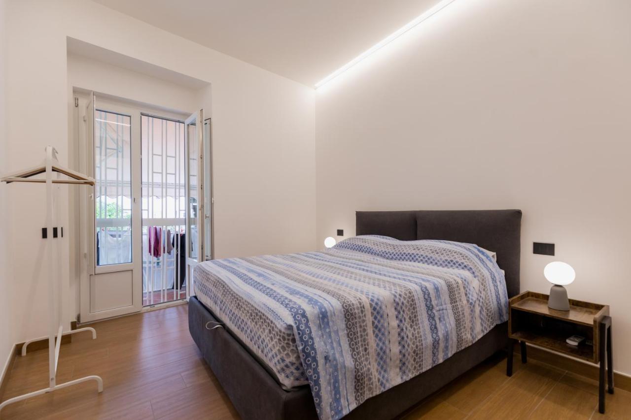 Exclusive Parking Flat X 4 Near Metro 1 Salvator Rosa Apartment Naples Luaran gambar
