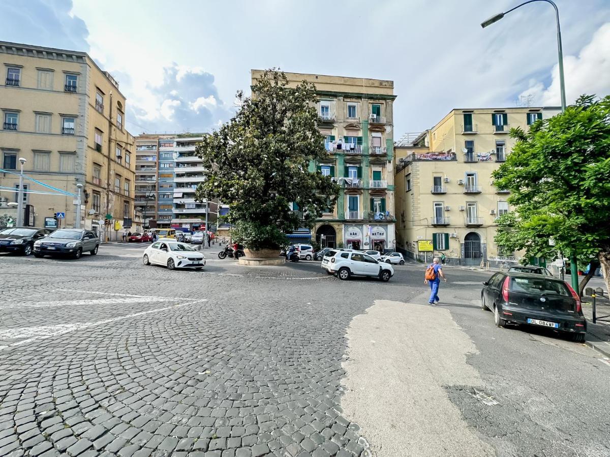 Exclusive Parking Flat X 4 Near Metro 1 Salvator Rosa Apartment Naples Luaran gambar