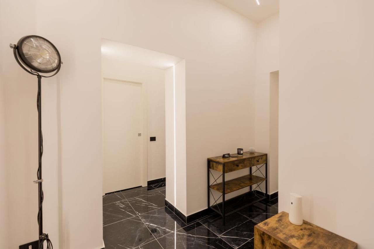 Exclusive Parking Flat X 4 Near Metro 1 Salvator Rosa Apartment Naples Luaran gambar